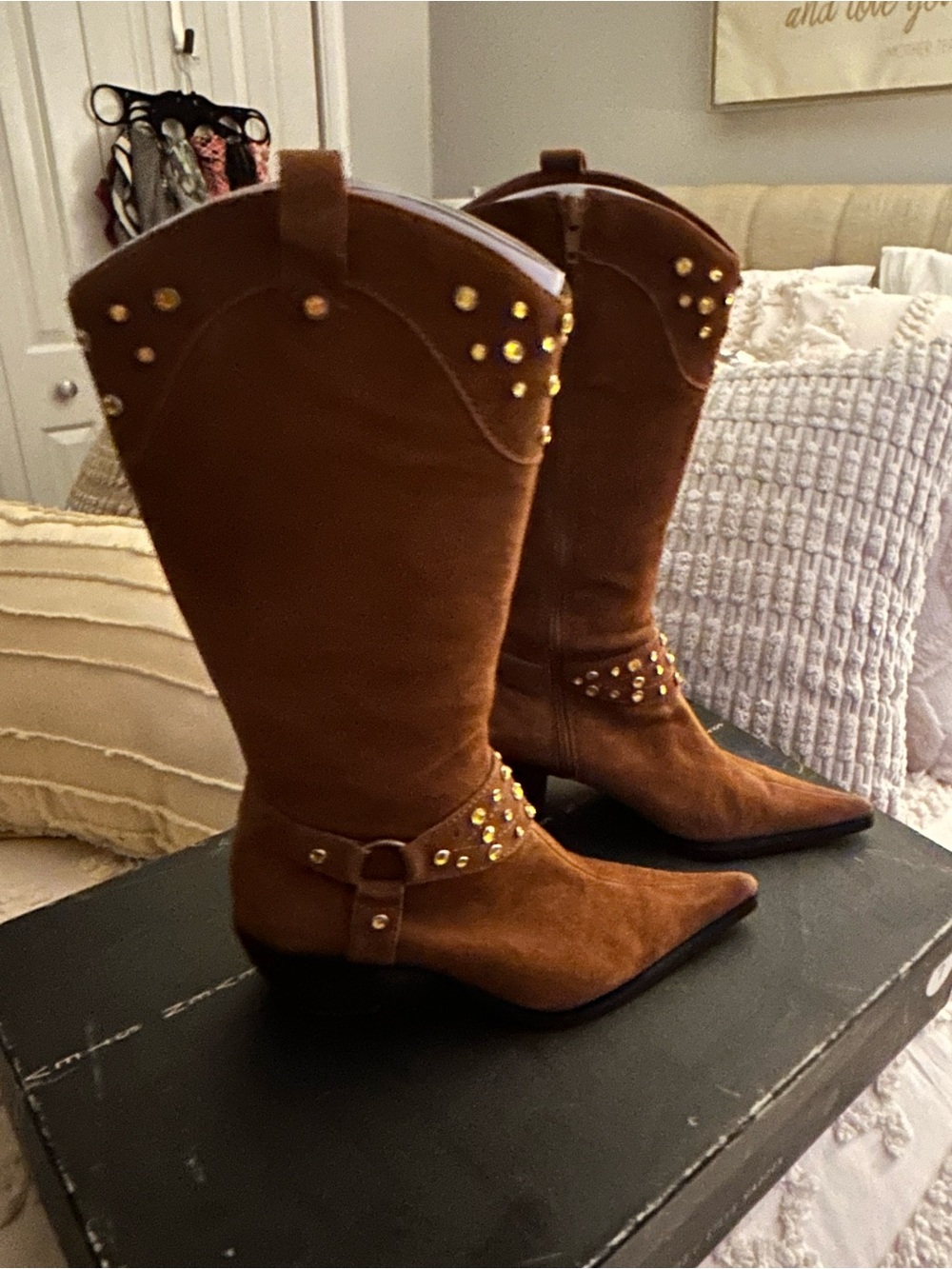 Steve Madden Brown Suede Studded Western Heeled Boots